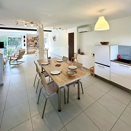 La Family House - Calme & Spacieuse, 20mn Plages & Montpellier Дом отдыха