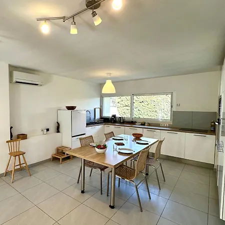 La Family House - Calme & Spacieuse, 20mn Plages & Montpellier Дом отдыха Вандарг